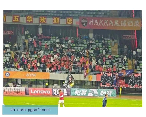 延边龙鼎中甲主场人气爆棚球迷热情掀起观赛狂潮 延边龙鼎中甲主场人气爆棚球迷热情掀起观赛狂潮
